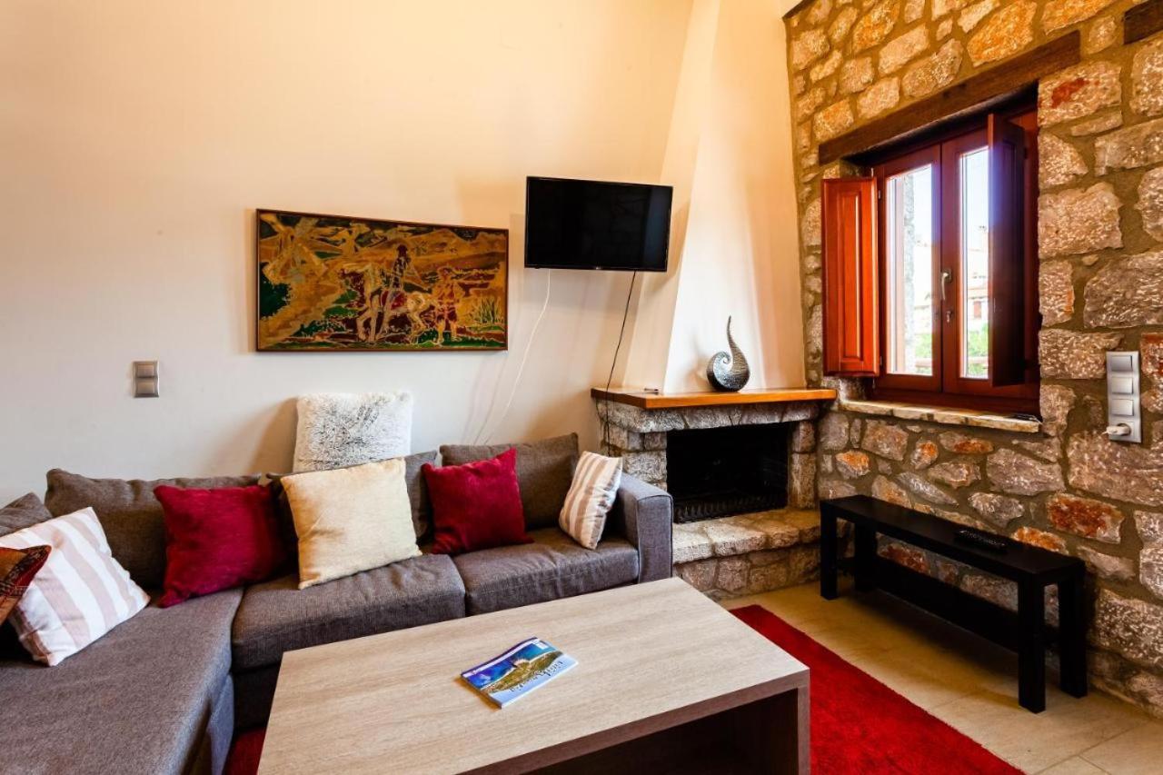 Stone Villas Dukes Parálion Ástros المظهر الخارجي الصورة